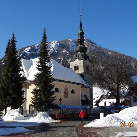 Mountain Peaks With Sauna *