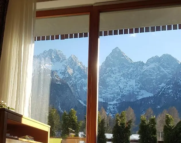 Mountain Peaks With Sauna גוזד מרטולז'ק